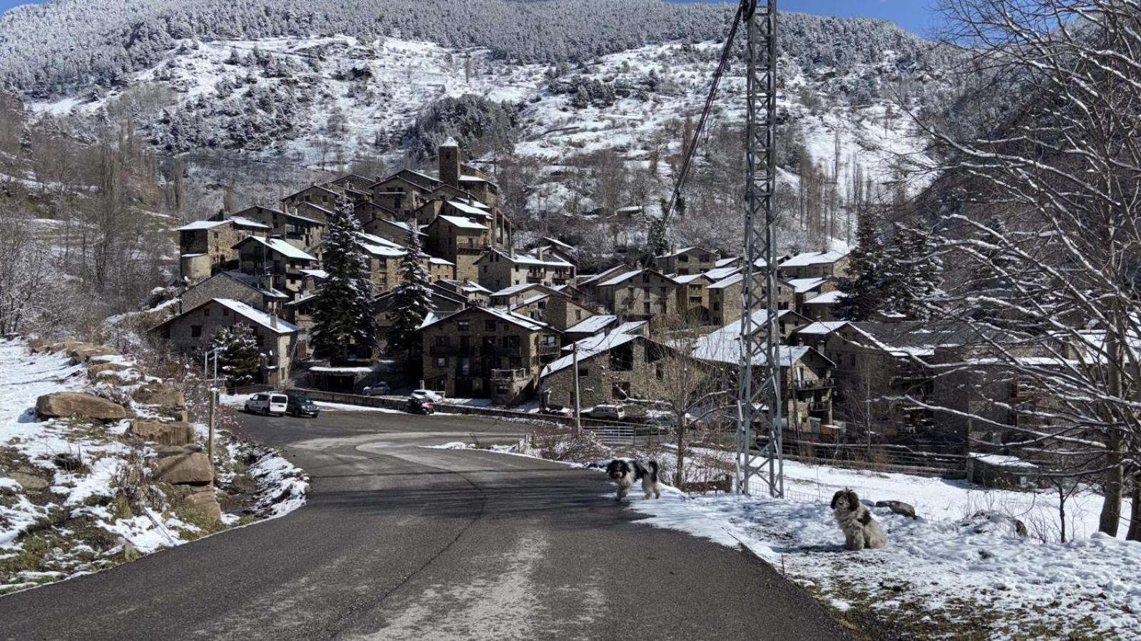 Hotel Valls Valira Os de Civís Esterno foto