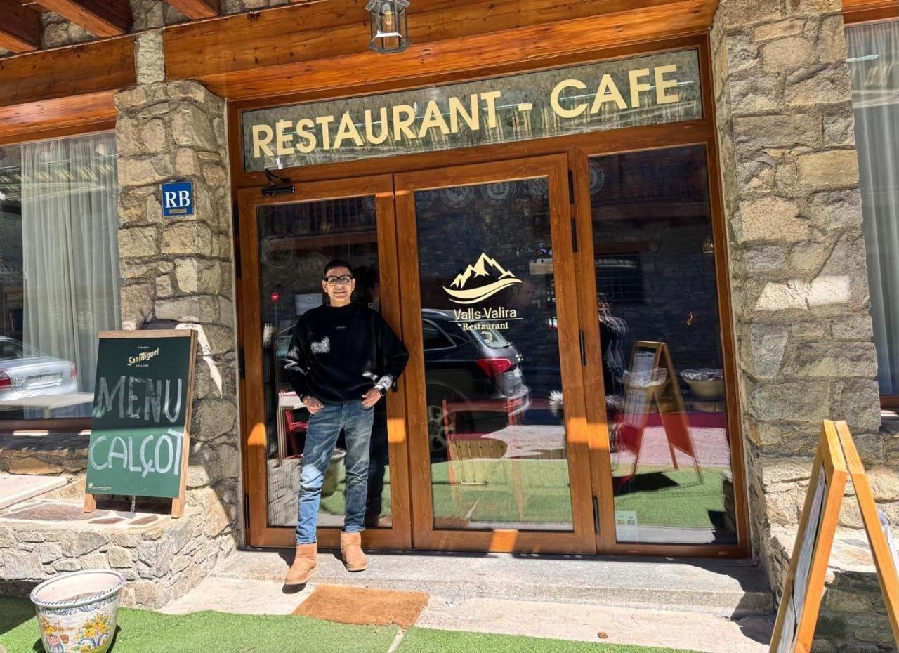 Hotel Valls Valira Os de Civís Esterno foto